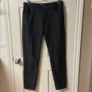 Vuori Meta Pant Athletic Slim Fit casual work pants in grey men’s size 34X31